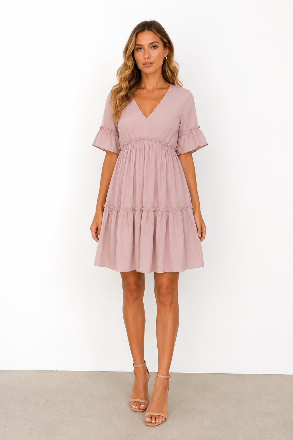Robe d'été séduisante à col V